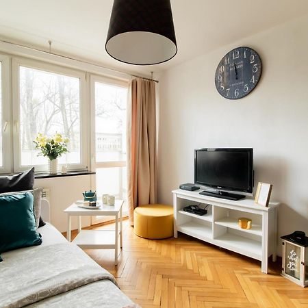 Piotrapartments - Bruna Green City Apartment Warsaw Luaran gambar